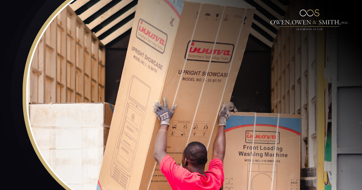 How Can a Tractor-Trailer’s Unsecured Load Cause a Wreck?